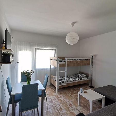 Ema & Mila 2 Apartment Knin Luaran gambar