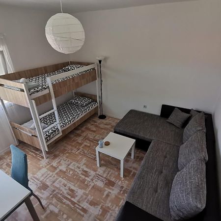 Ema & Mila 2 Apartment Knin Luaran gambar